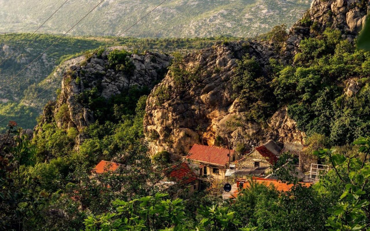 Mini Stone House Omiš Exterior foto